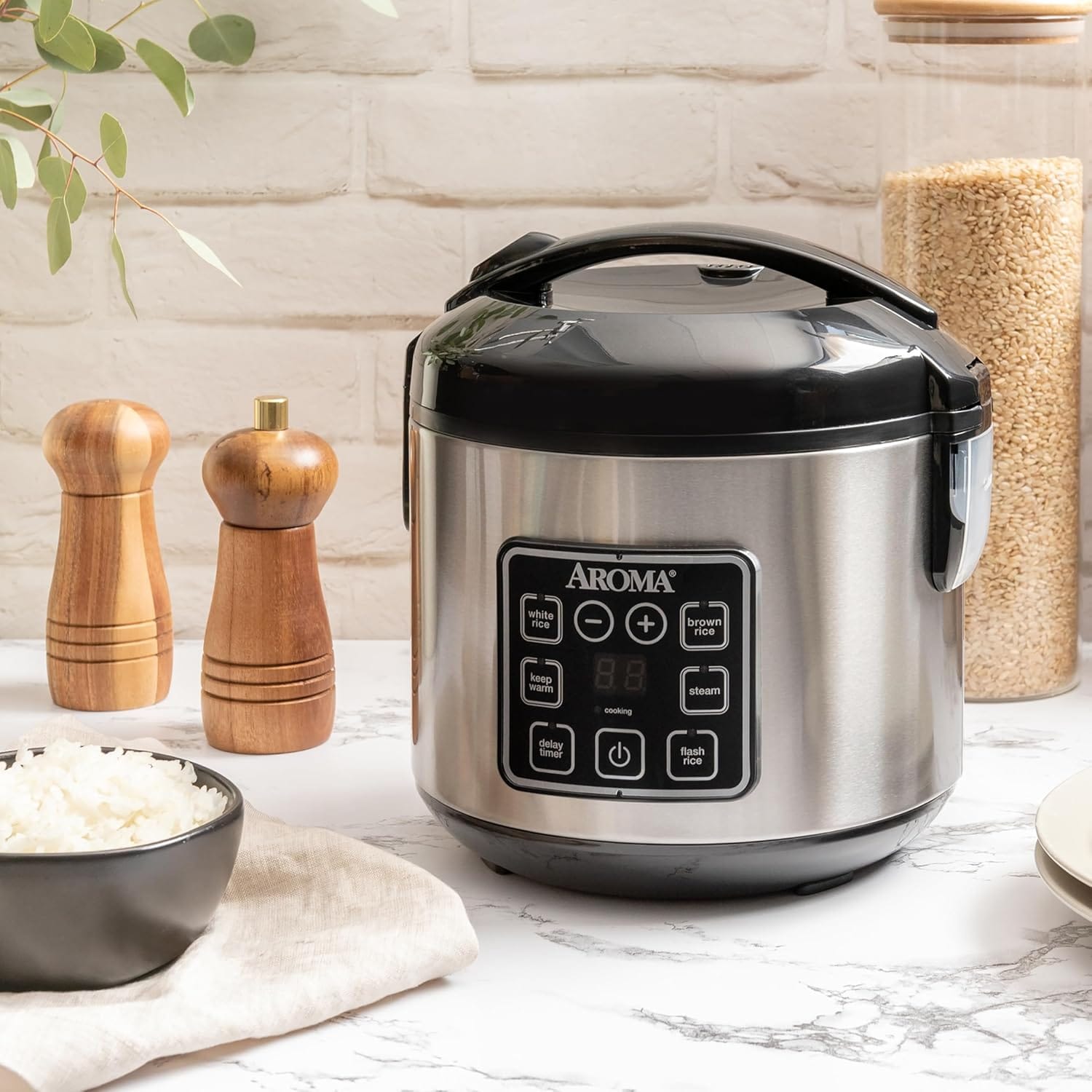 AROMA Digital Rice Cooker